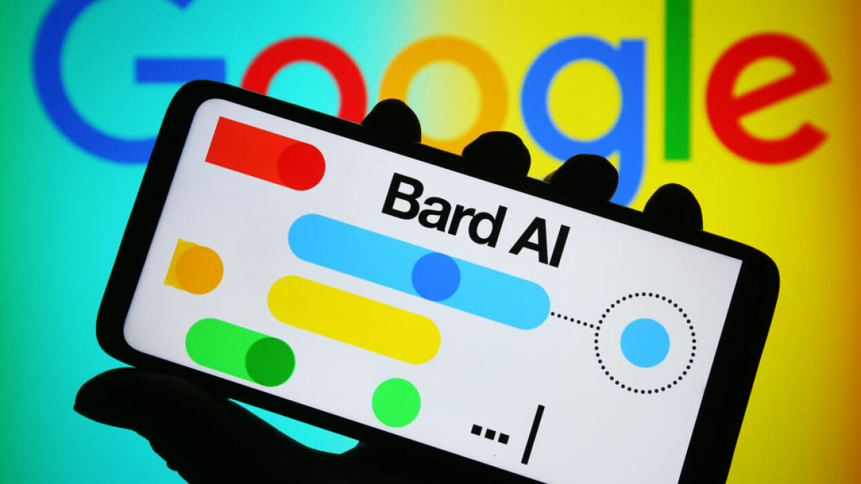 Google Pixel phones might get an exclusive Bard widget | Mashable